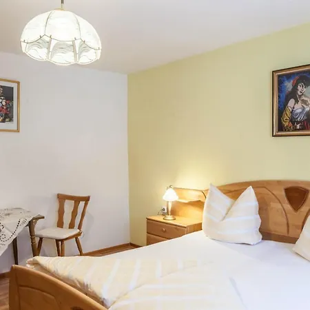 Gaestehaus Gisela 2 Bruck am Ziller