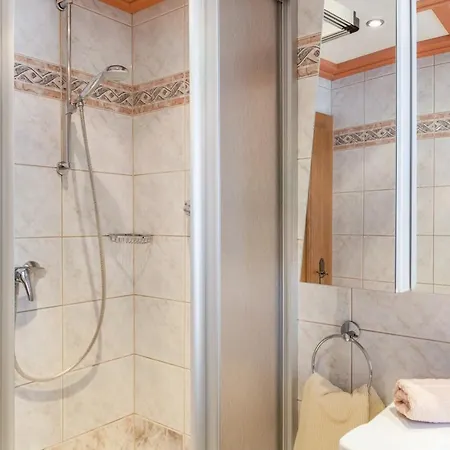 Gaestehaus Gisela 2 Apartman
